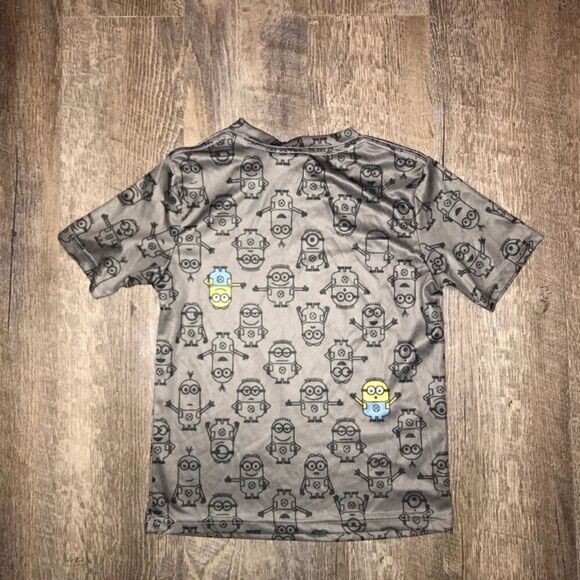 Despicable Me Boys Shirt: Small - Picture 3 of 3